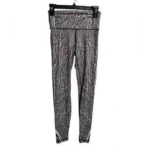 Lululemon Wunder Under Leggings Size 6